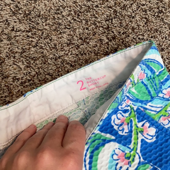 NWOT Lilly Pulitzer Buttercup Short - Picture 3 of 4